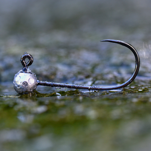 Bezprotihrotý jig REDBASS Sickle #8 - 14 mm - #8 - 2,0 g, 5 ks