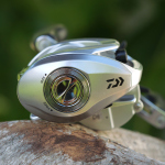 Baitcastový naviják Daiwa 25 Aird 80